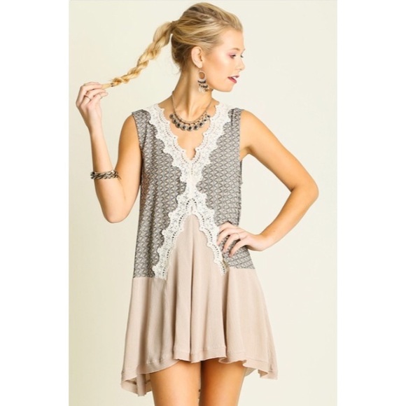 ❗️CLEARANCE❗️Latte Lace Tunic Dress S M L - Picture 2 of 5